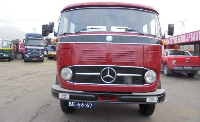 Autovrachtwagen vrachtwagen Mercedes-Benz 1113: afbeelding 2
