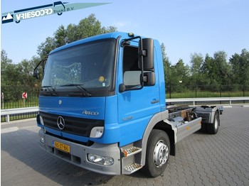 Chassis vrachtwagen Mercedes-Benz 1218L: afbeelding 1