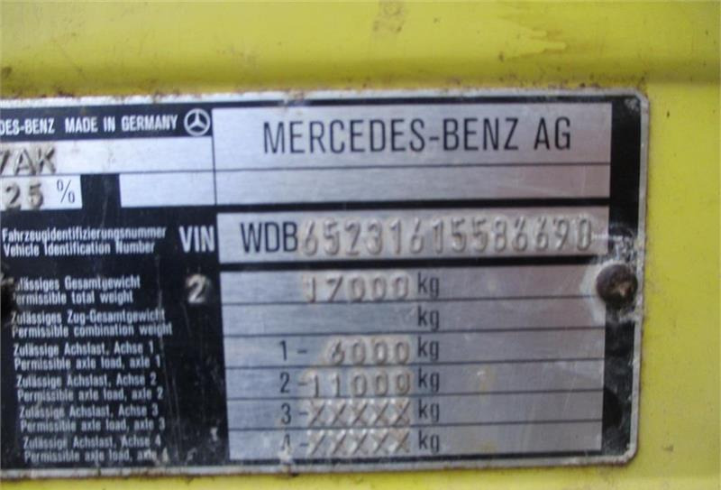 Leasing Mercedes-Benz 1717 med 4WD, differentialespærre og kran  Mercedes-Benz 1717 med 4WD, differentialespærre og kran: afbeelding 24