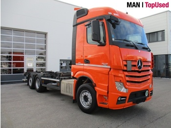 Containertransporter/ Wissellaadbak vrachtwagen Mercedes-Benz 2645: afbeelding 1