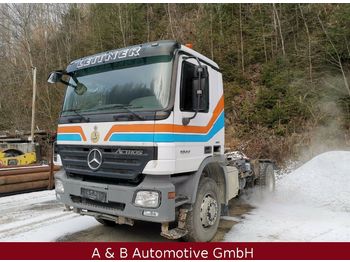Chassis vrachtwagen Mercedes-Benz Actros 1844/2044 * 4x4 * Blatt vorne u. hinten: afbeelding 1