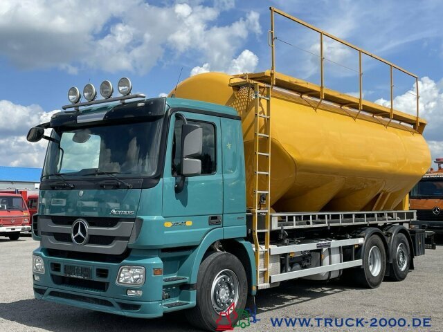 Tankwagen Mercedes-Benz Actros 2541 Silo 32m³ Getreide Staub Rieselgüter: afbeelding 8