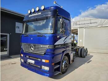 Chassis vrachtwagen Mercedes-Benz Actros 2548 6x2 chassis - V8: afbeelding 1