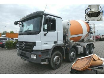 Containertransporter/ Wissellaadbak vrachtwagen Mercedes-Benz Actros 3241 B 8x4  Wechselfahrgestell Mulde+Misc: afbeelding 1