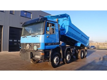 Kipper vrachtwagen Mercedes-Benz Actros 4140 (BIG AXLE / STEEL SUSPENSION / 8X8 / MANUAL GEARBOX): afbeelding 1