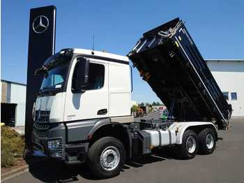 Kipper vrachtwagen Mercedes-Benz Arocs 2651 6x4 Meiller Kipper Retarder Navi: afbeelding 1
