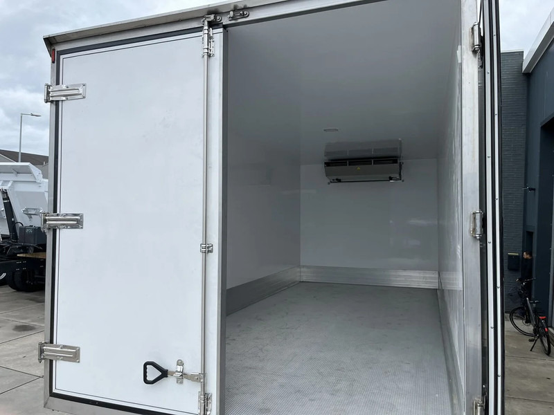 Nieuw Koelwagen vrachtwagen Mercedes-Benz Atego 1725 4x4 Refrigerator Truck (6 units): afbeelding 10