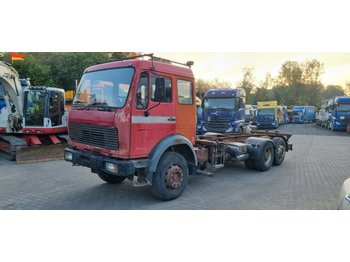 Containertransporter/ Wissellaadbak vrachtwagen Mercedes-Benz DB 2233, V8, BDF, HU 11 21  SP 05 22: afbeelding 1