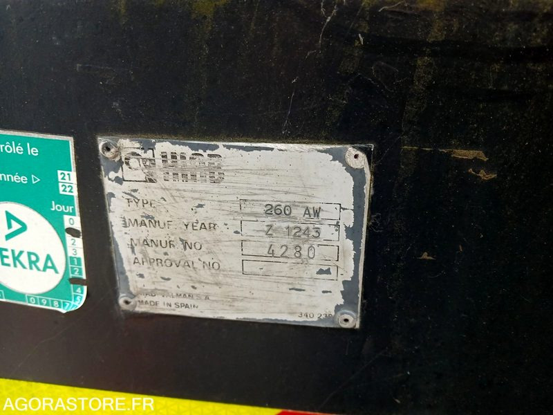 Vrachtwagen Mercedes-Benz Unimog Rail/Route benne grue - 1989/ 66131KM