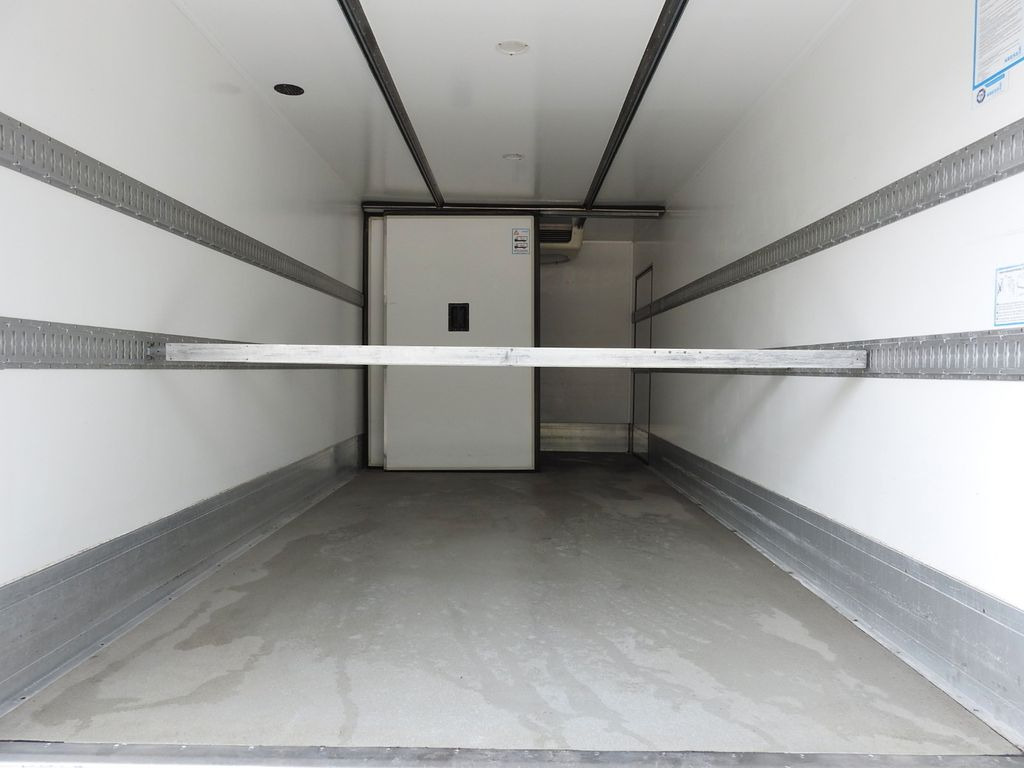 Leasing Mitsubishi CANTER FUSO  CONTAINER  REFRIGERATOR  -4*C LIFT  Mitsubishi CANTER FUSO  CONTAINER  REFRIGERATOR  -4*C LIFT: afbeelding 24