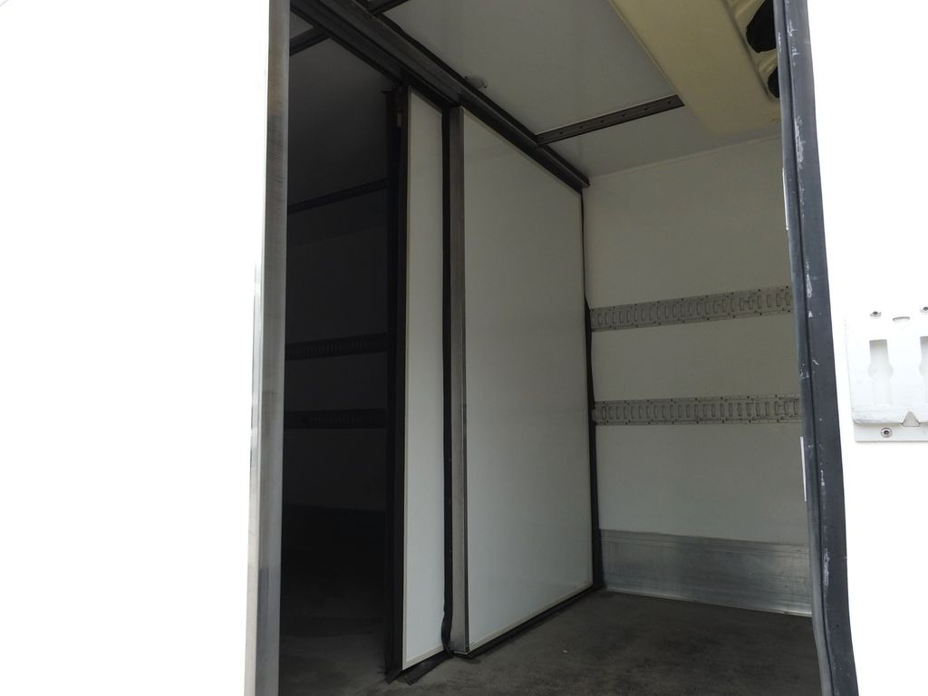 Leasing Mitsubishi CANTER FUSO  CONTAINER  REFRIGERATOR  -4*C LIFT  Mitsubishi CANTER FUSO  CONTAINER  REFRIGERATOR  -4*C LIFT: afbeelding 17