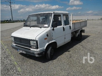 Vrachtwagen met open laadbak Peugeot J5 4X2: afbeelding 1