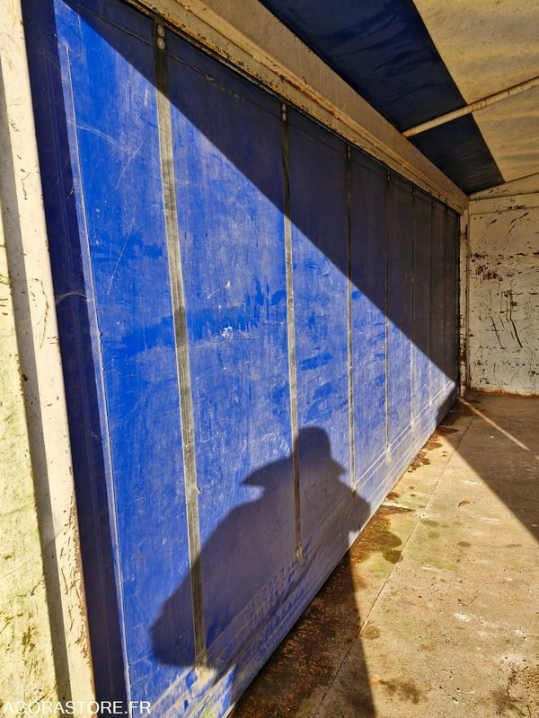 Vrachtwagen Plateau tautliner bâche ampliroll