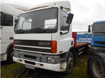 Platte vrachtwagen DAF 65 ATI