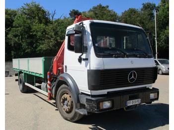 Platte vrachtwagen Mercedes SK 1722
