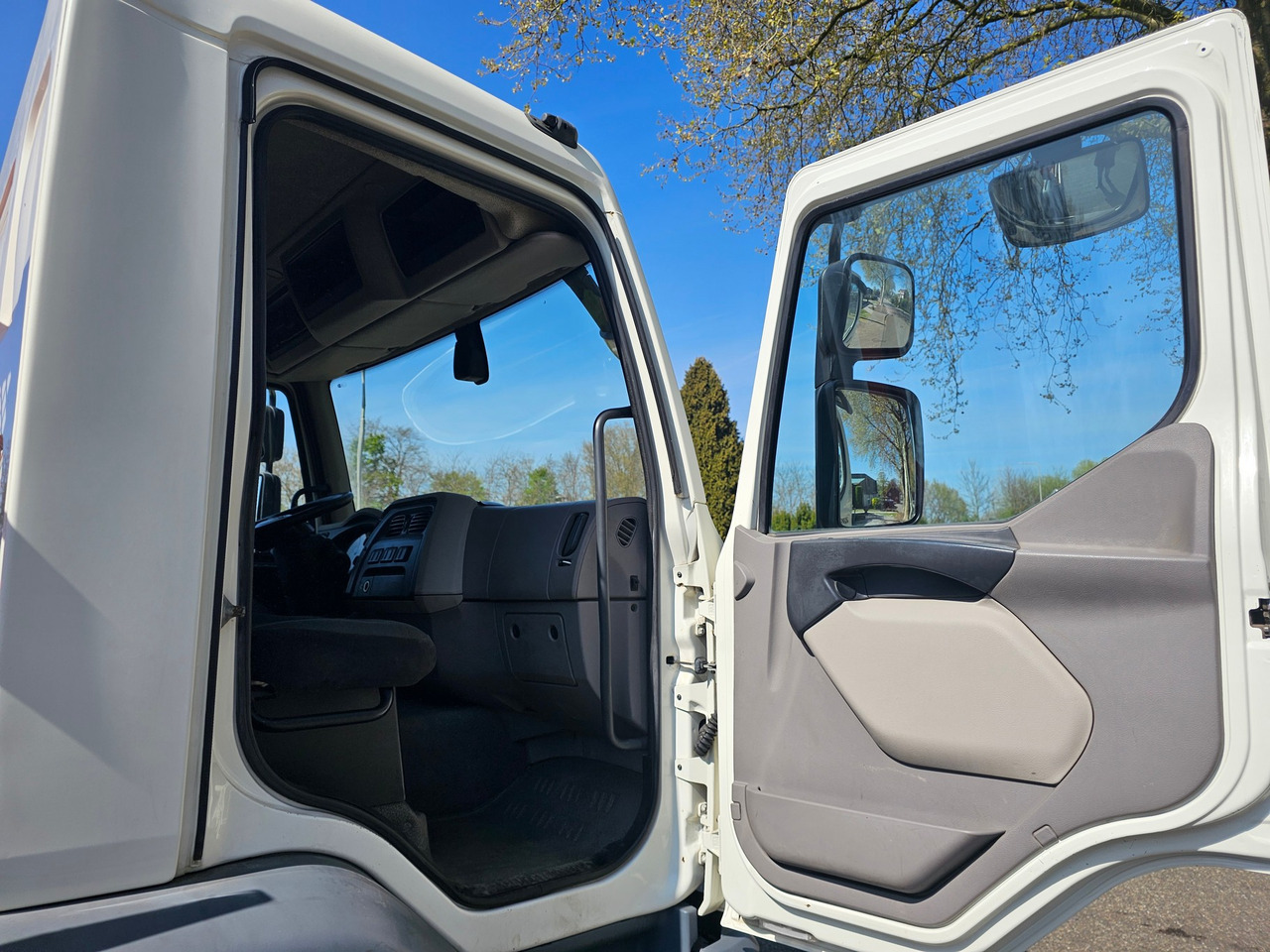 Portaalarmsysteem vrachtwagen DAF LF 220 Euro 6