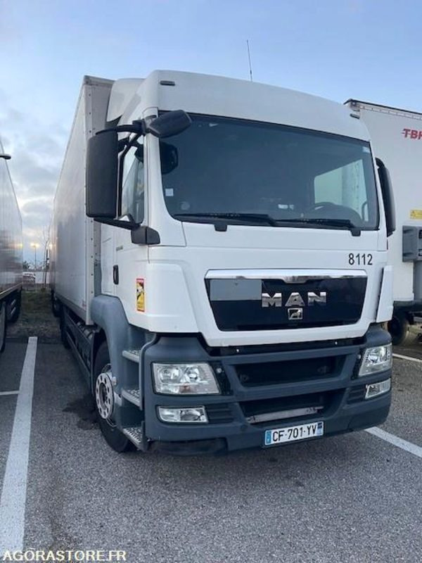 Vrachtwagen Porteur MAN  400CV 19t Remorquant - 2012 - 950893 Kms