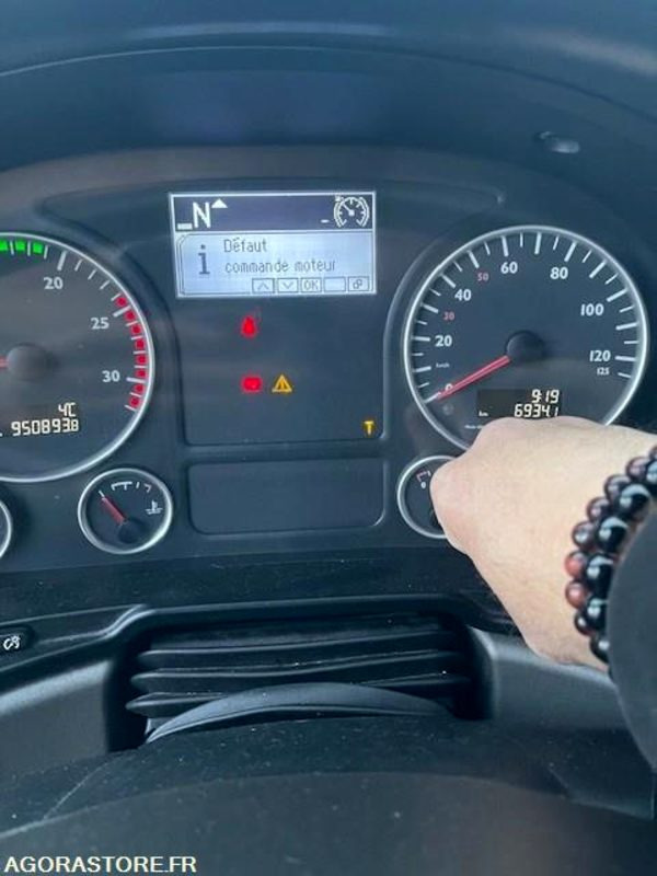 Vrachtwagen Porteur MAN  400CV 19t Remorquant - 2012 - 950893 Kms