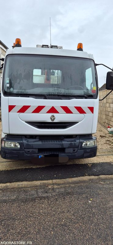 Vrachtwagen RENAULT MIDLUM GRUE - 2003 -143000km