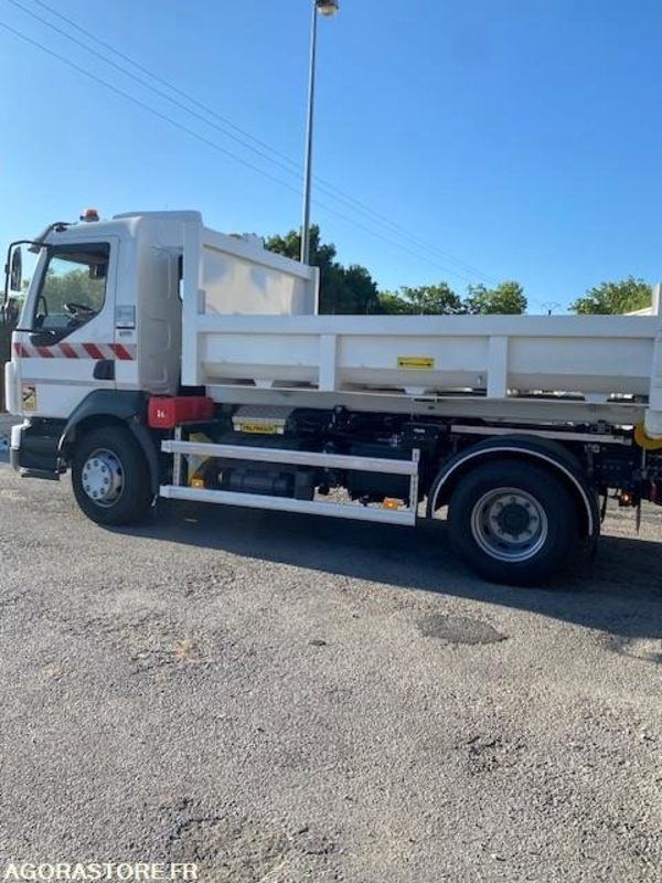 Vrachtwagen RENAULT TRUCKS D - 13T - NEUF - 0km - 2025