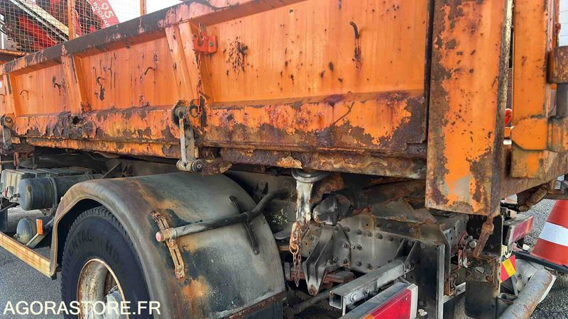 Vrachtwagen Renault Kerax - 2004 - BL-657-MB