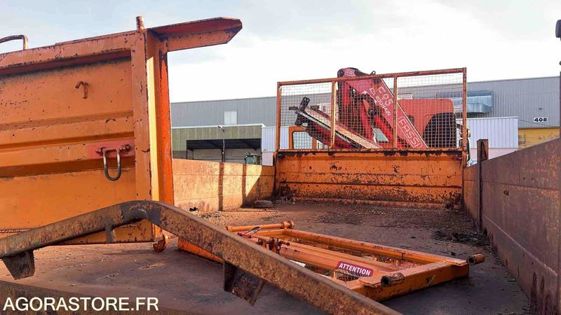 Vrachtwagen Renault Kerax - 2004 - BL-657-MB