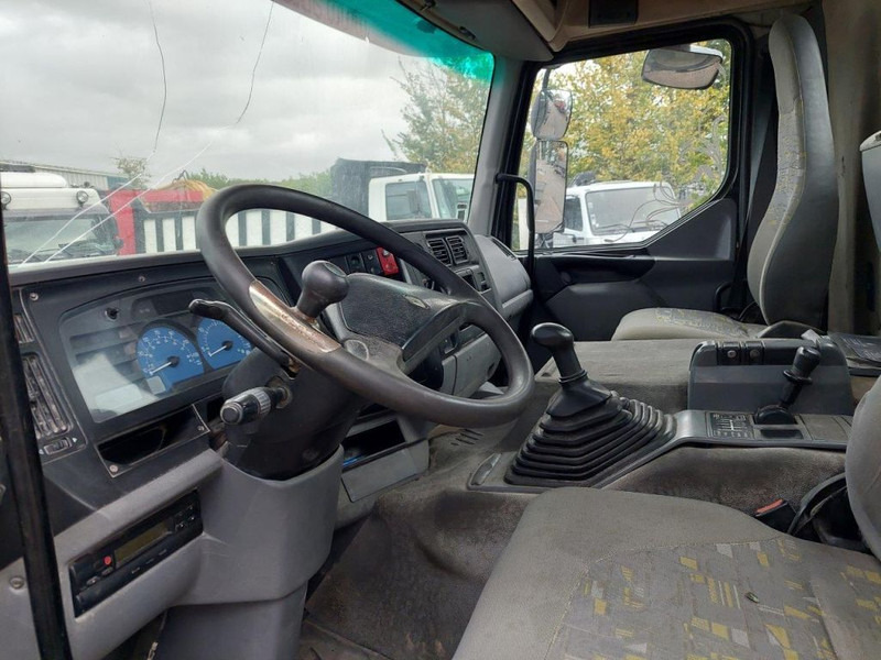 Chassis vrachtwagen Renault Kerax 270 DCI FULL STEEL SPRING BIG AXLE: afbeelding 6