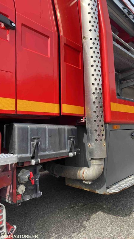 Vrachtwagen Renault Midliner 210
