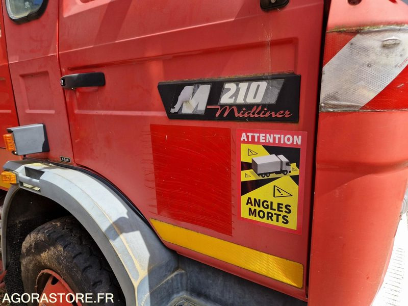 Vrachtwagen Renault Midliner M210 -1997 - 8897- AR813TH