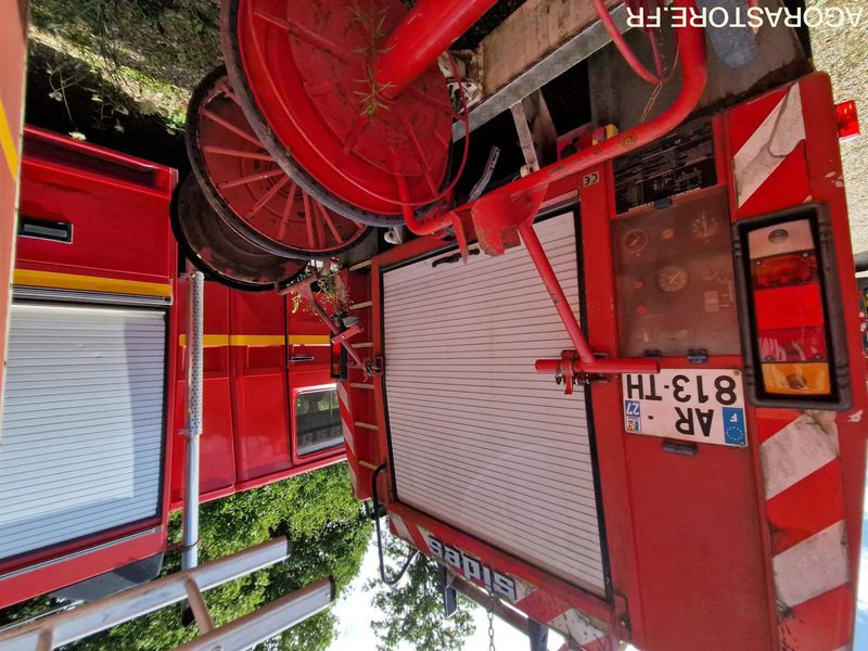 Vrachtwagen Renault Midliner M210 -1997 - 8897- AR813TH