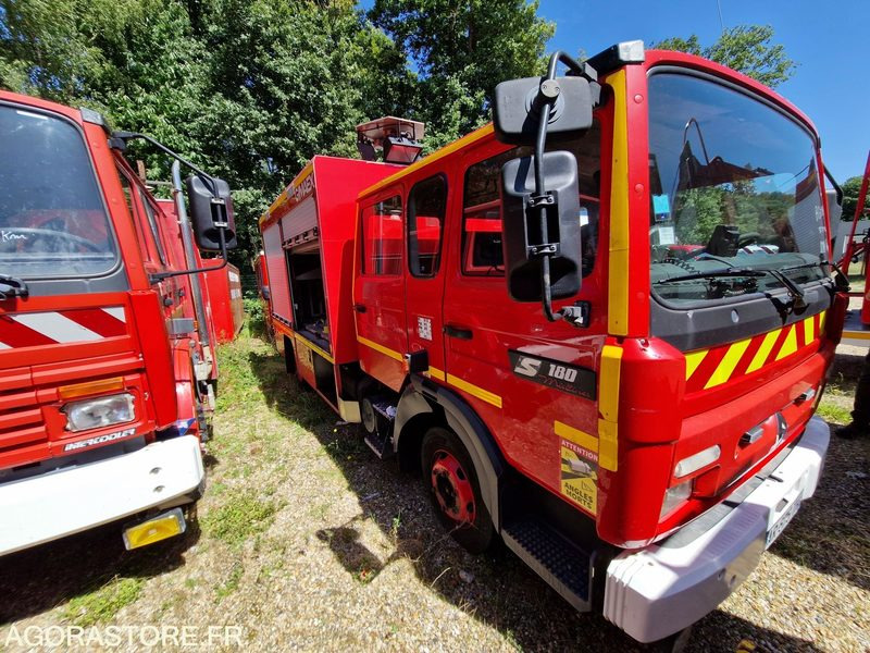 Vrachtwagen Renault Midliner S180 - 1997 - 50721 - AR675TH