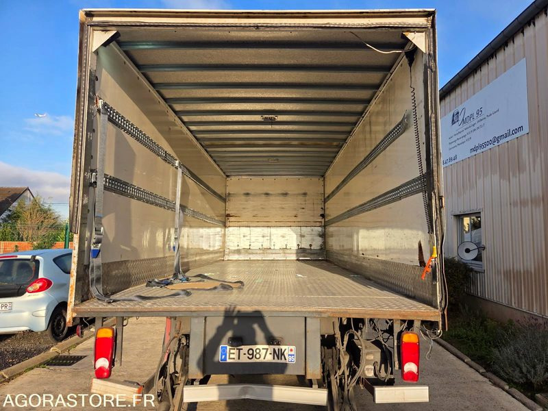 Vrachtwagen Renault Midlum - 2008 - 371904 Kms