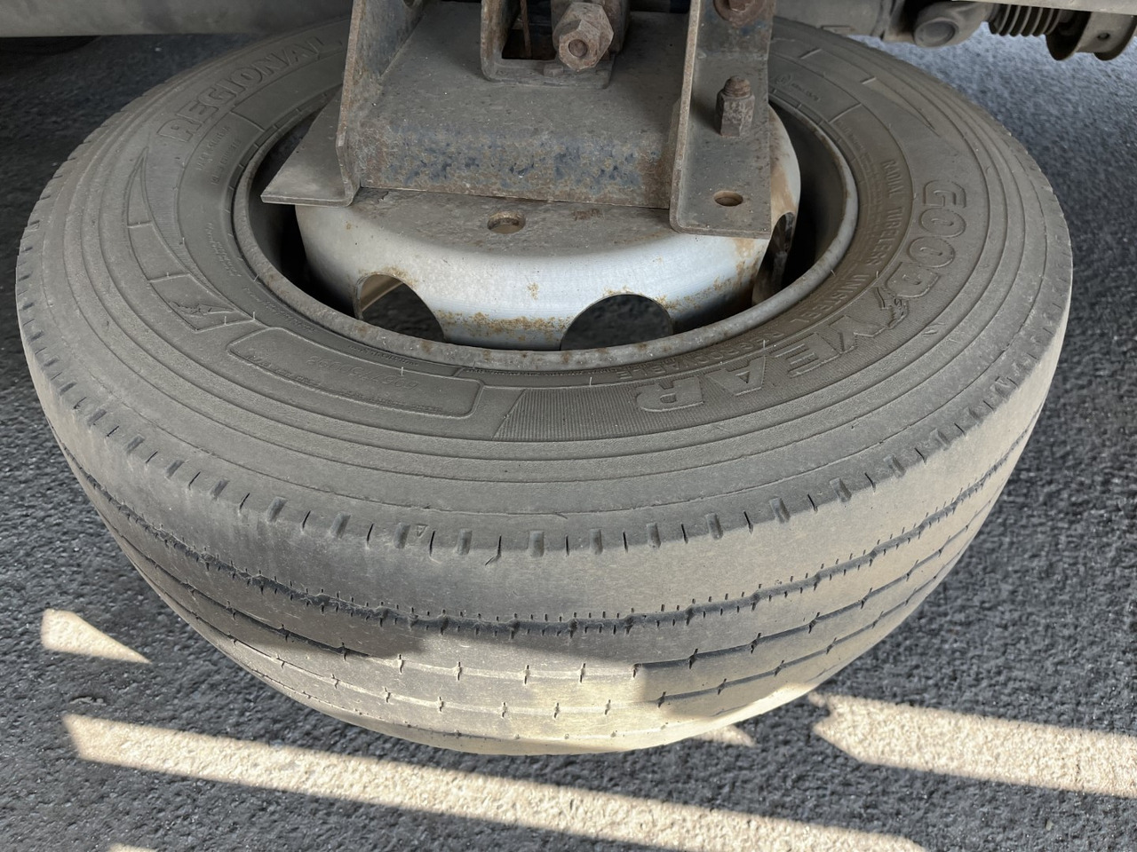 Schuifzeilen vrachtwagen DAF LF 220