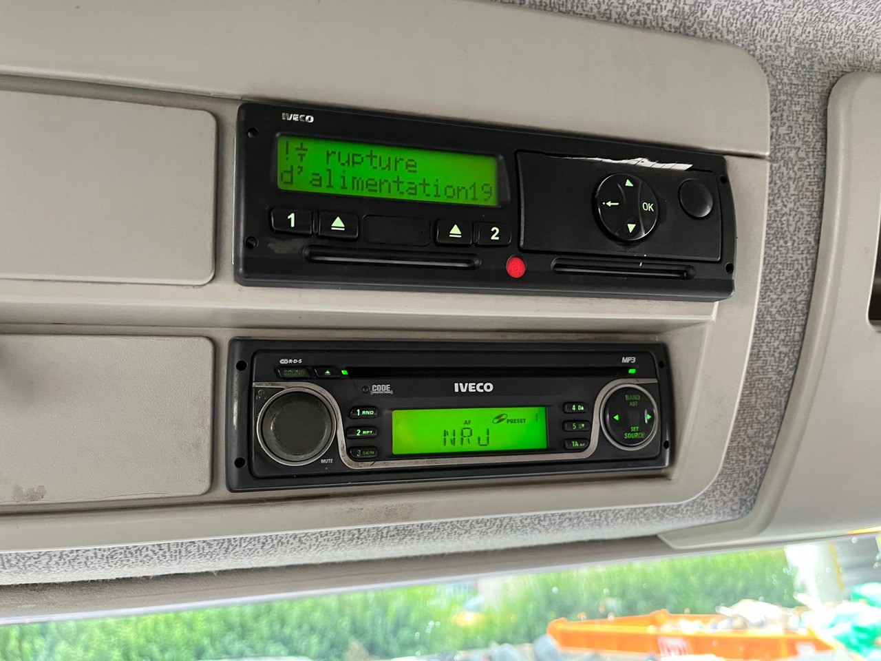 Schuifzeilen vrachtwagen Iveco Eurocargo 120 E 22