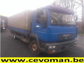 Schuifzeilen vrachtwagen MAN LE 8.225