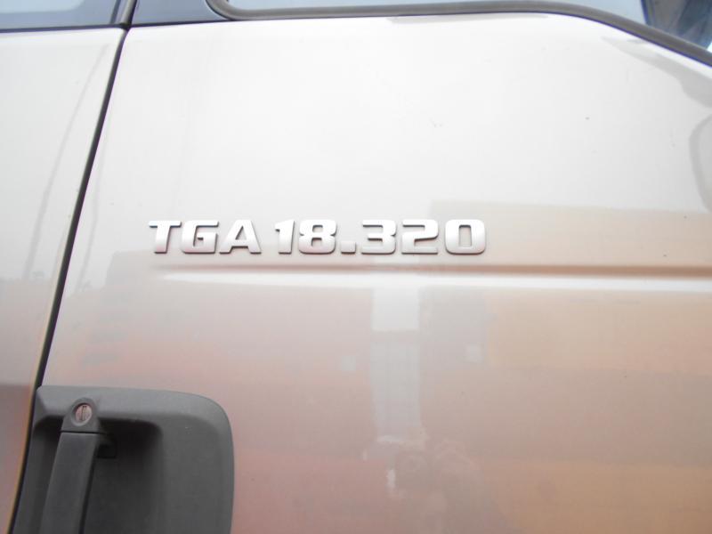 Schuifzeilen vrachtwagen MAN TGA 18.320