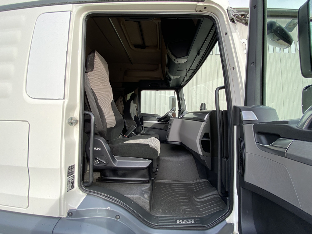 Schuifzeilen vrachtwagen MAN TGL 12.250 4x2 BL