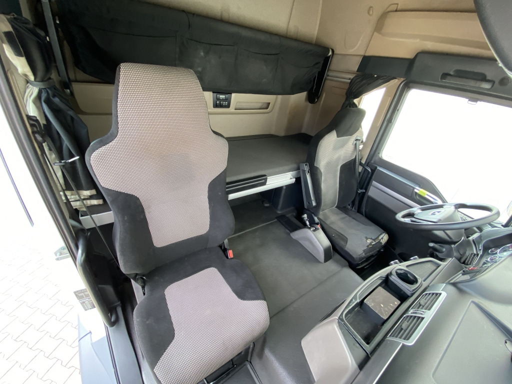 Schuifzeilen vrachtwagen MAN TGL 12.250 4x2 BL