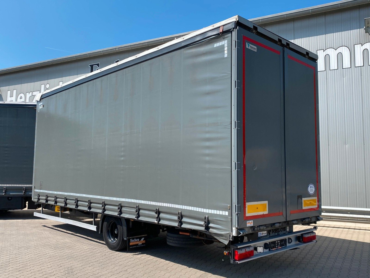 Schuifzeilen vrachtwagen MAN TGM 15.250 + Redos Anhänger GESAMTZUG|Durchlader
