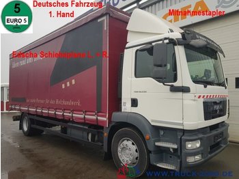 Schuifzeilen vrachtwagen MAN TGM 18.250 Schiebeplane Mitnahmestapler Aufnahme