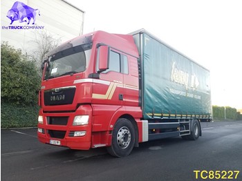 Schuifzeilen vrachtwagen MAN TGX 440 Euro 5