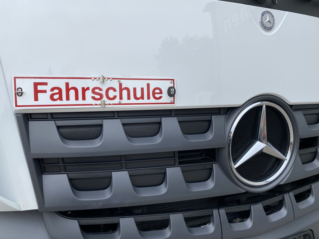 Schuifzeilen vrachtwagen Mercedes-Benz 1827 BB A 4x4 Arocs