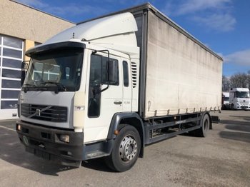 Schuifzeilen vrachtwagen Volvo FL 250 Plane, Manual, E4, Ladebordwand