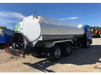 Tank vrachtwagen Isuzu KC CYM 50 Q2