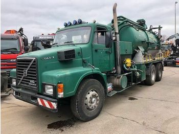 Tank vrachtwagen Volvo N10 6X4 MET VACUUMTANK