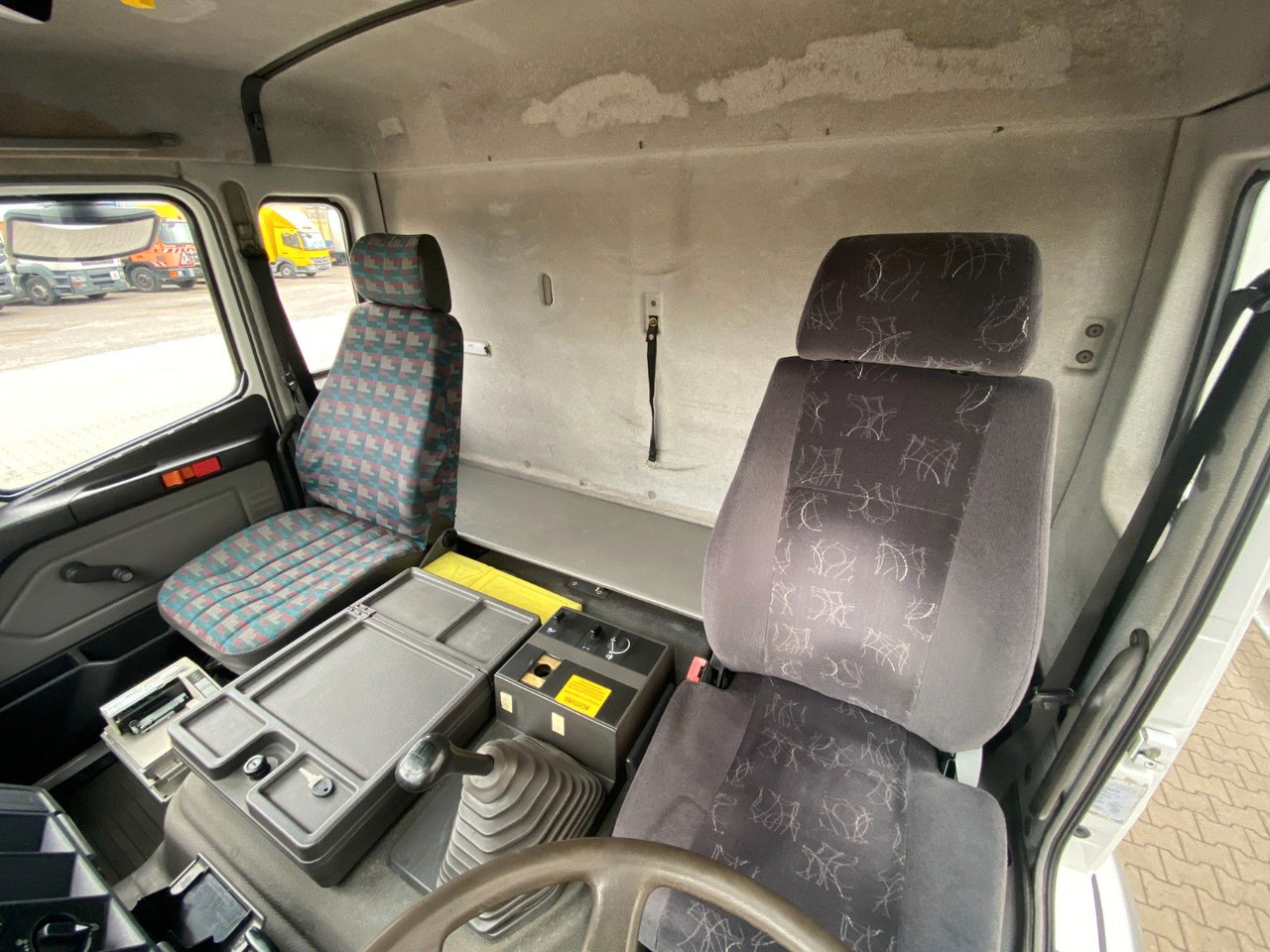 Tankwagen Mercedes-Benz 1820 SK | Speier A3*2x Kammern*13.700ltr*Navi