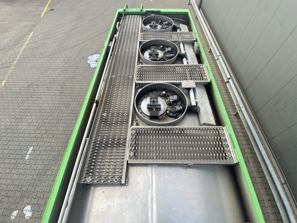 Tankwagen Mercedes-Benz 1843 Antos A3