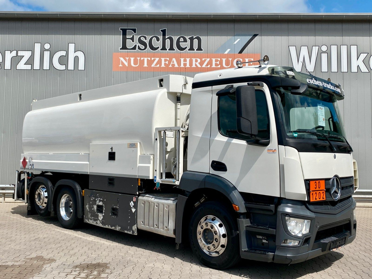 Tankwagen Mercedes-Benz 2540 Antos | A3*3x Kammern/20.990ltr*Kamera*Navi