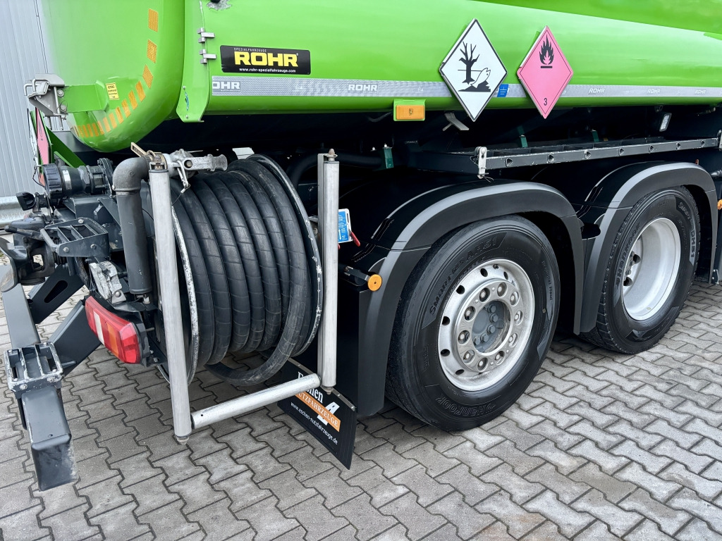 Tankwagen Mercedes-Benz 2545 Antos