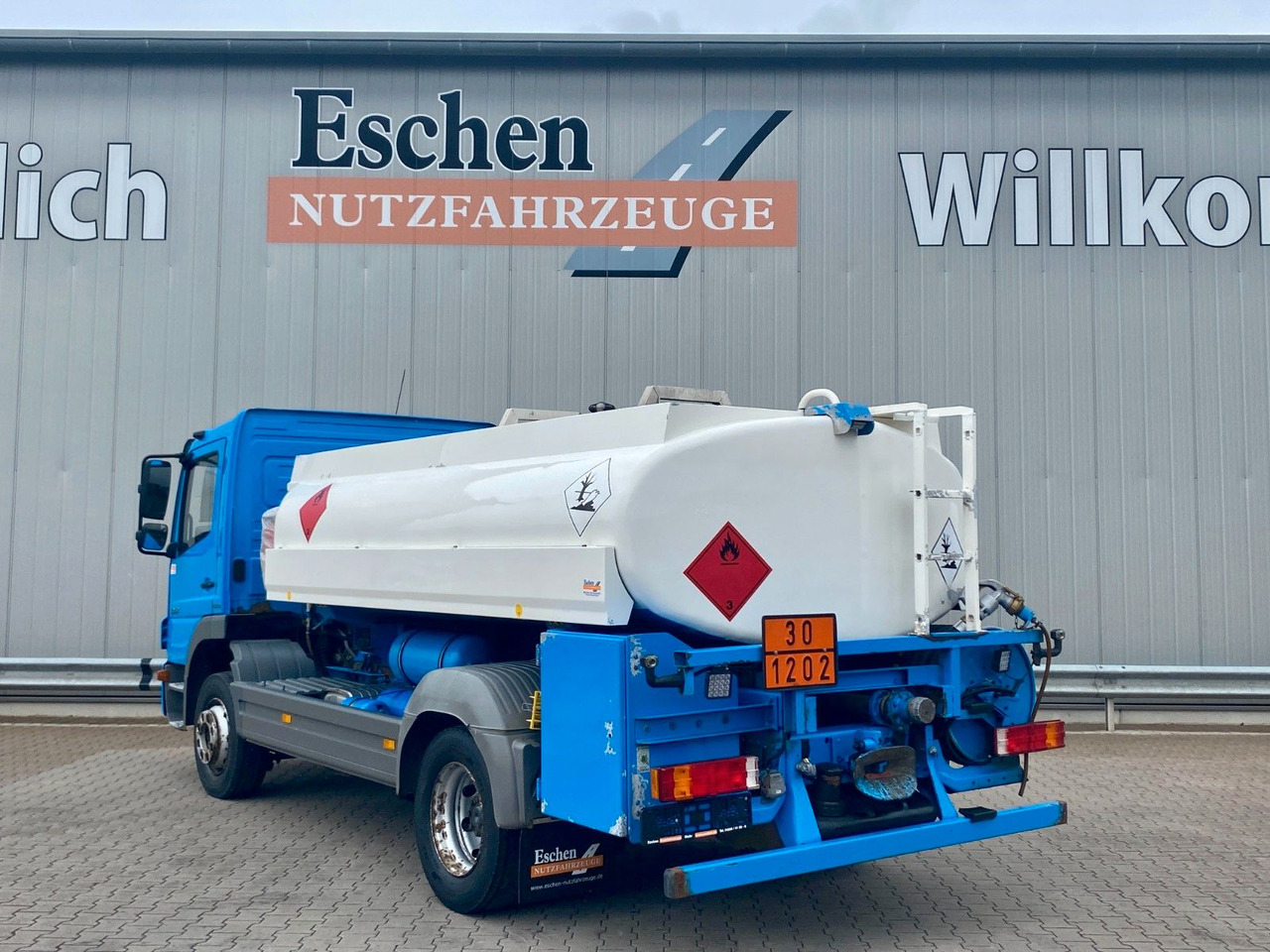 Tankwagen Mercedes-Benz Atego 1318 | Esterer A3*7480ltr*AHK*1.Hand
